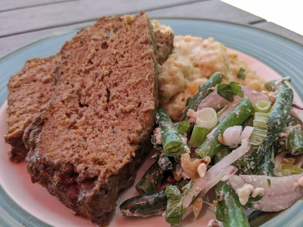 Green Bean Blue Cheese Salad