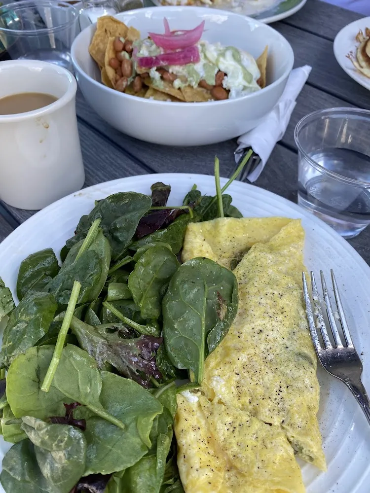 Mushroom Omelette with Goat Cheese and Asparagus